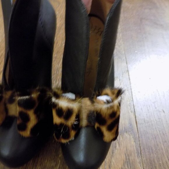 Vivienne Westwood Anglomania Black Leather Fur Bow Platform Heels Booties 37 6.5 - Picture 3 of 14